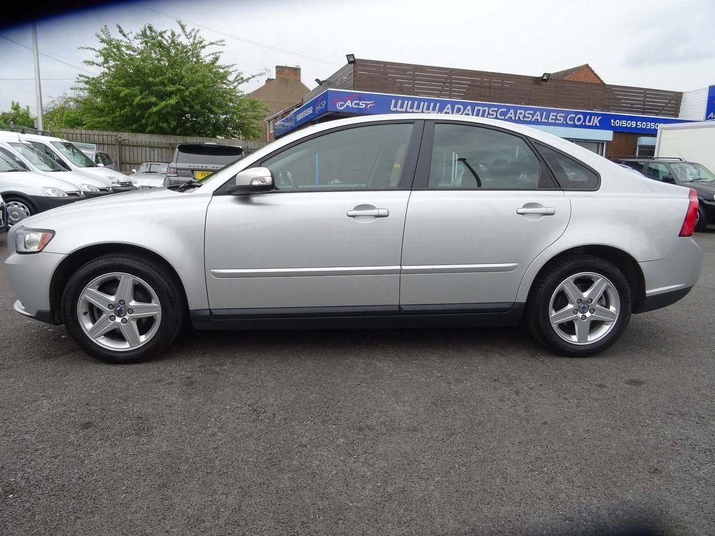 Volvo S40 1.8 R-Design Sport 4dr 