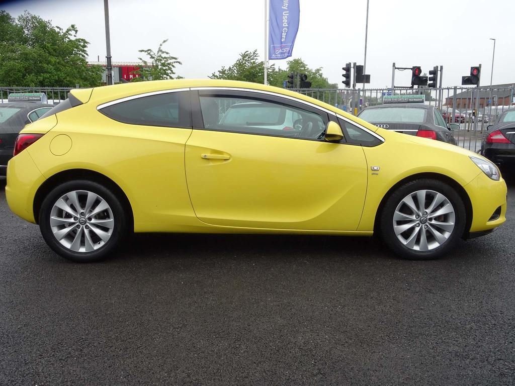 Vauxhall Astra Gtc 2.0 CDTi 16v SRi (s/s) 3dr 