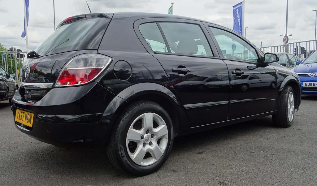 Vauxhall Astra 1.6 i VVT 16v Breeze 5dr 