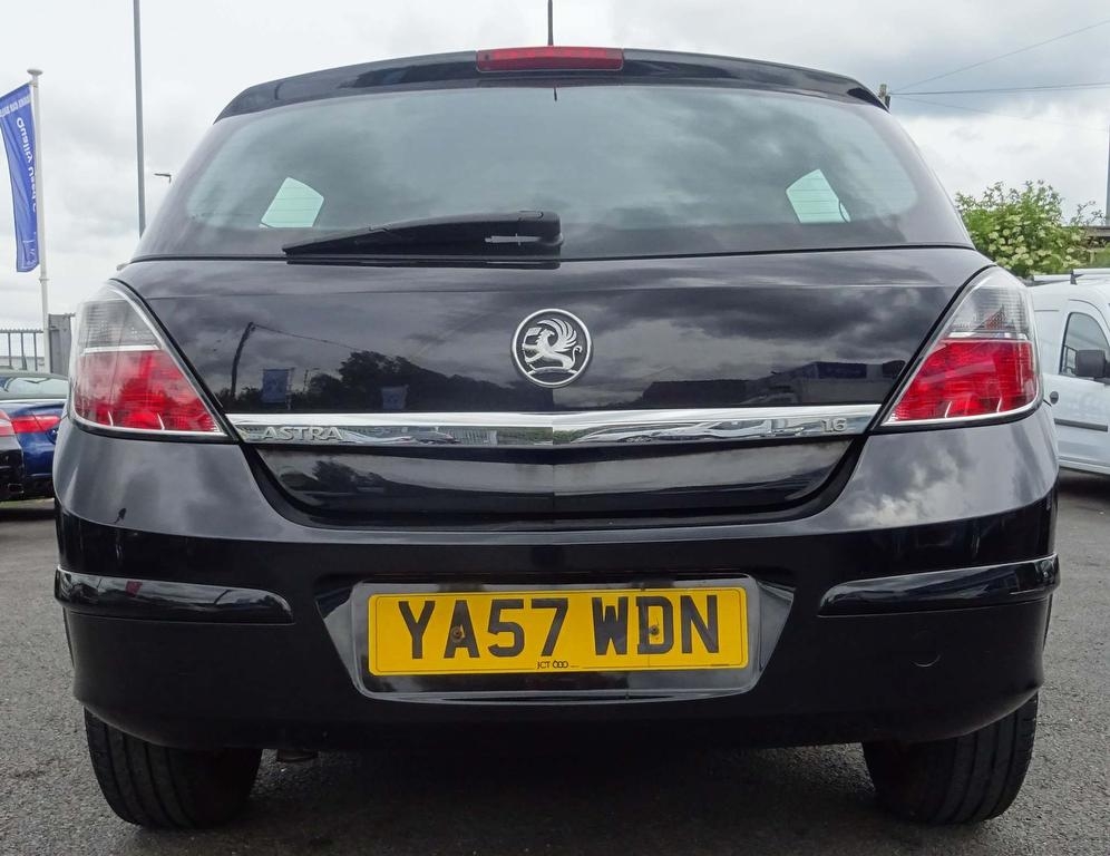 Vauxhall Astra 1.6 i VVT 16v Breeze 5dr 