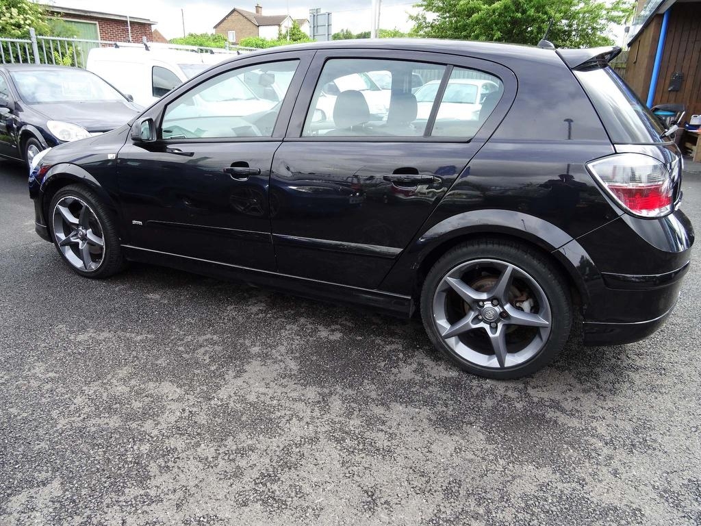 Vauxhall Astra 1.9 CDTi 16v SRi 5dr 